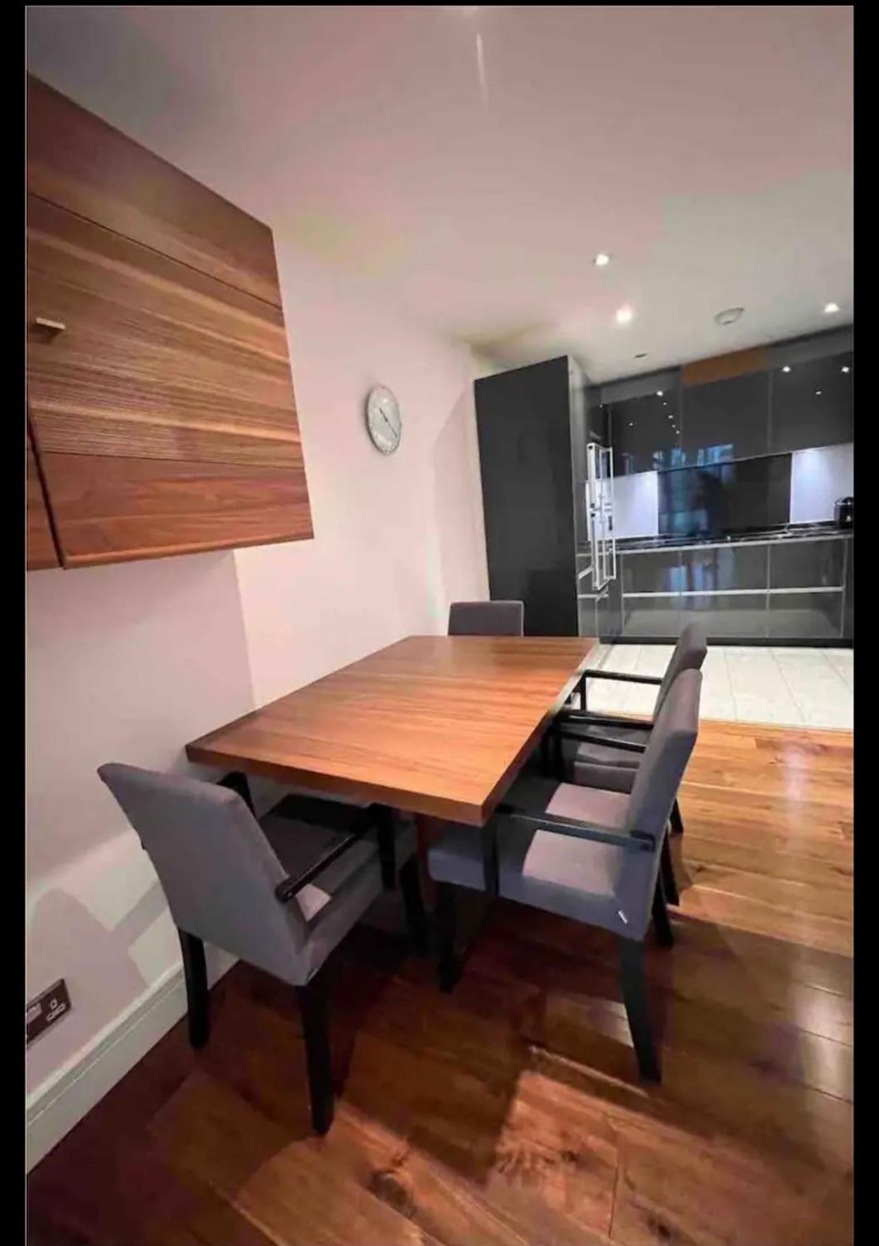 Luxury Apartment Riverside London Kültér fotó